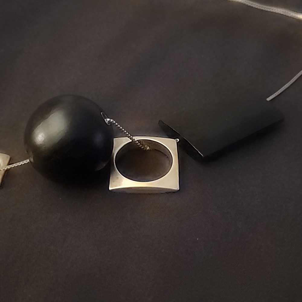 Madewell Geometric Necklace - Picture 4 of 4